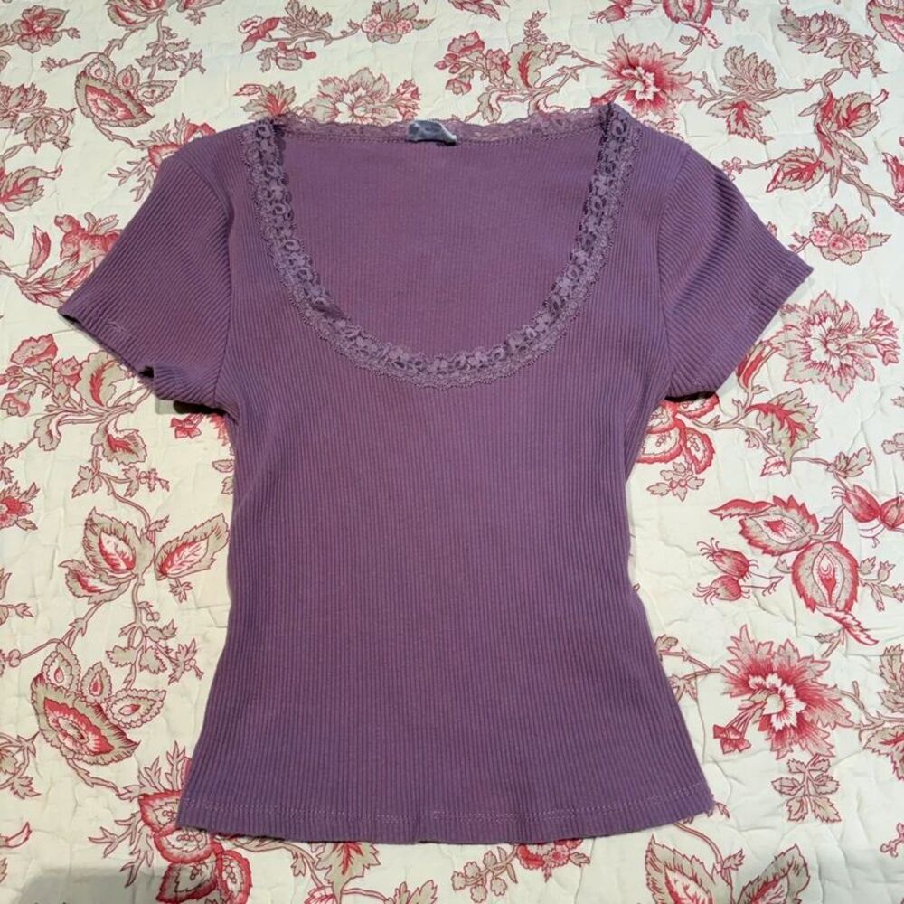 Super Cute Y2K cotton on pink lace baby style top!
